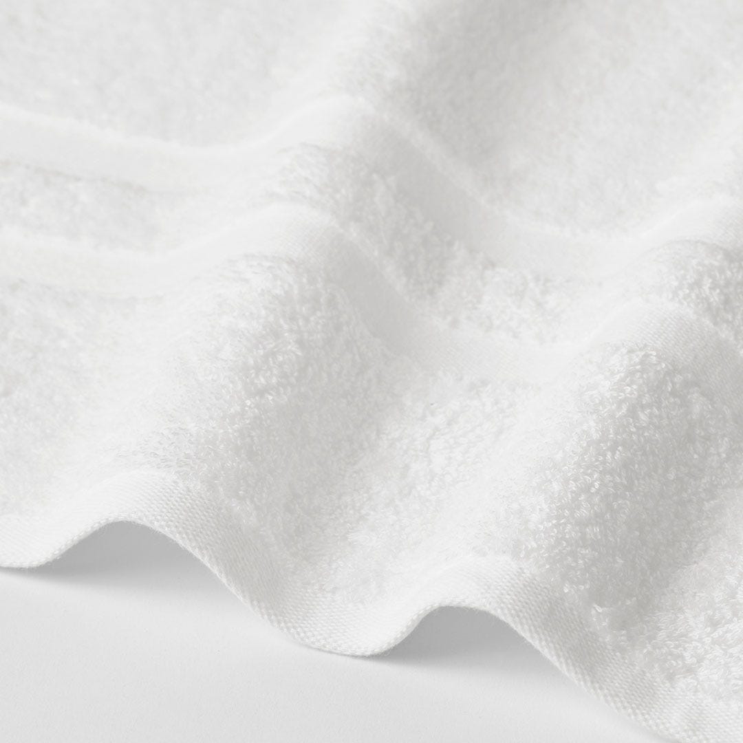 https://s3-ap-southeast-2.amazonaws.com/fusionfactory.commerceconnect.bbnt.production/pim_media/000/121/009/CH-Egyptian-Luxury-Towels-White-189042-R-Detail.jpg?1620606198