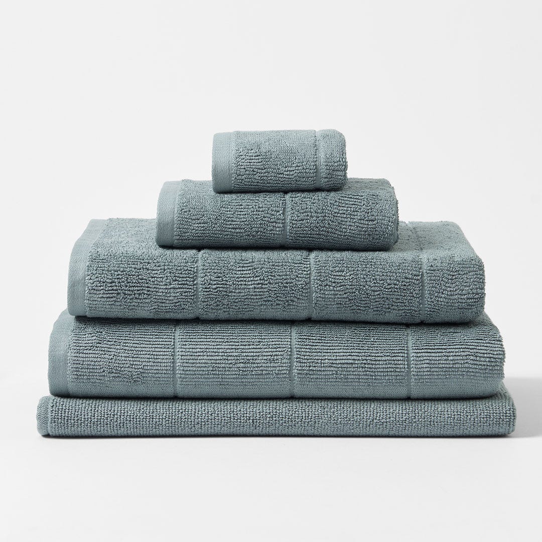 https://s3-ap-southeast-2.amazonaws.com/fusionfactory.commerceconnect.bbnt.production/pim_media/000/113/980/CH-Tasman-Towels-Slate-Blue-214526-R.jpg?1617841549