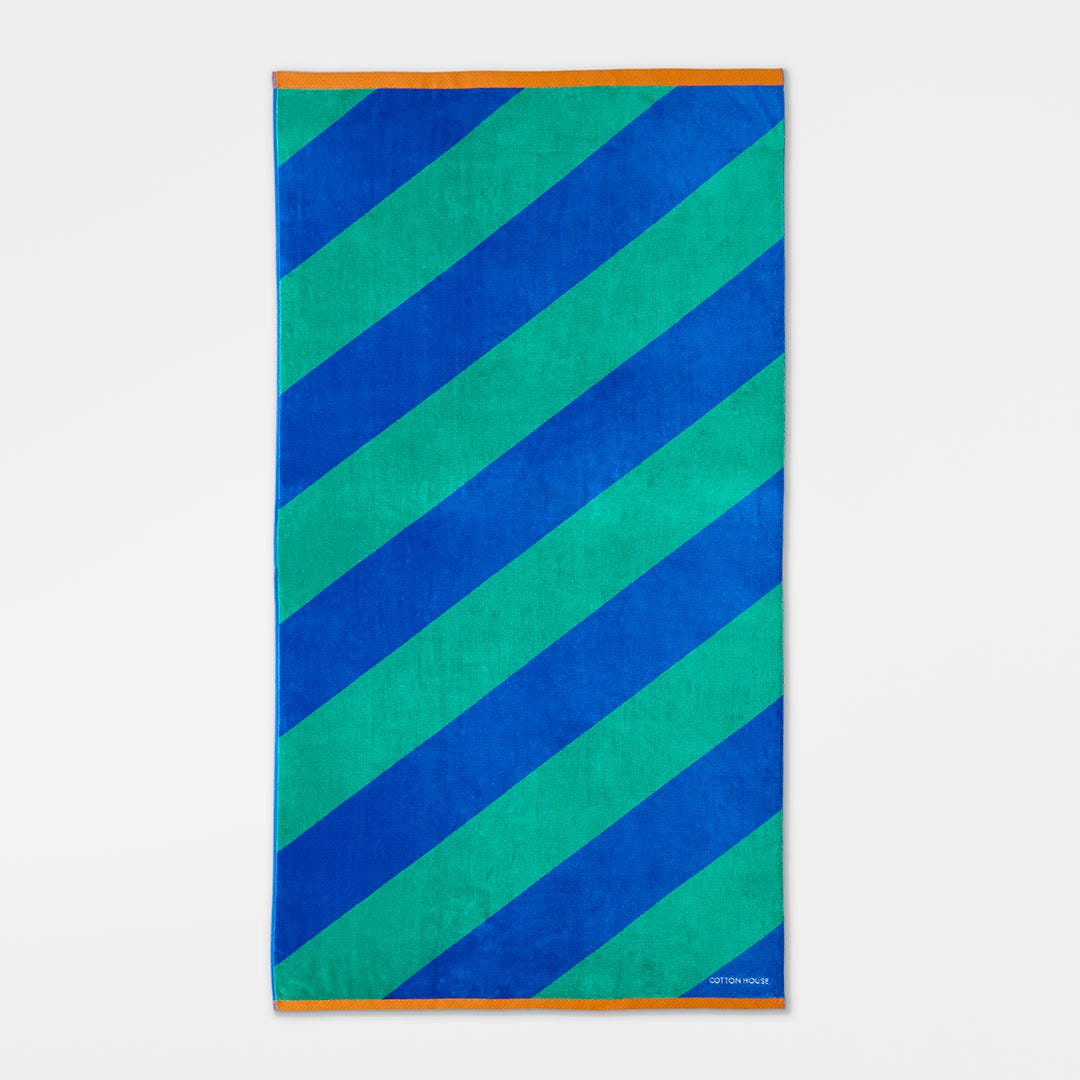 https://s3-ap-southeast-2.amazonaws.com/fusionfactory.commerceconnect.bbnt.production/pim_media/000/198/462/CH_S25-26_Outdoor_Beach_Towels_Nico_Stripe_Blue_26481401_SI.jpg?1753757989
