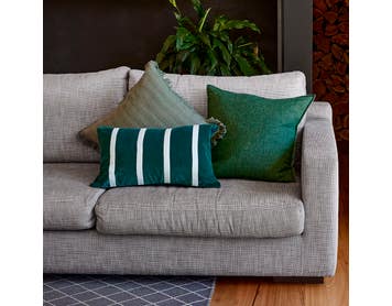https://s3-ap-southeast-2.amazonaws.com/fusionfactory.commerceconnect.bbnt.production/pim_media/000/191/853/Cushions-Claude-Etta-Cameron_Green_SI.jpg?1743040029
