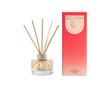 https://s3-ap-southeast-2.amazonaws.com/fusionfactory.commerceconnect.bbnt.production/pim_media/000/167/814/ECOYA_Guava___Lychee_Sorbet_Mini_Diffuser_REED204__1.jpg?1723613562