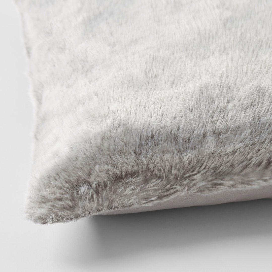 https://s3-ap-southeast-2.amazonaws.com/fusionfactory.commerceconnect.bbnt.production/pim_media/000/055/162/M_F-Arctic-Faux-Fur-Cushion-45x45-Grey-Fox-12388017-Detail.jpg?1584939654
