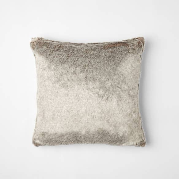 https://s3-ap-southeast-2.amazonaws.com/fusionfactory.commerceconnect.bbnt.production/pim_media/000/055/151/M_F-Arctic-Faux-Fur-Cushion-45x45-Possum-12388014.jpg?1584939008