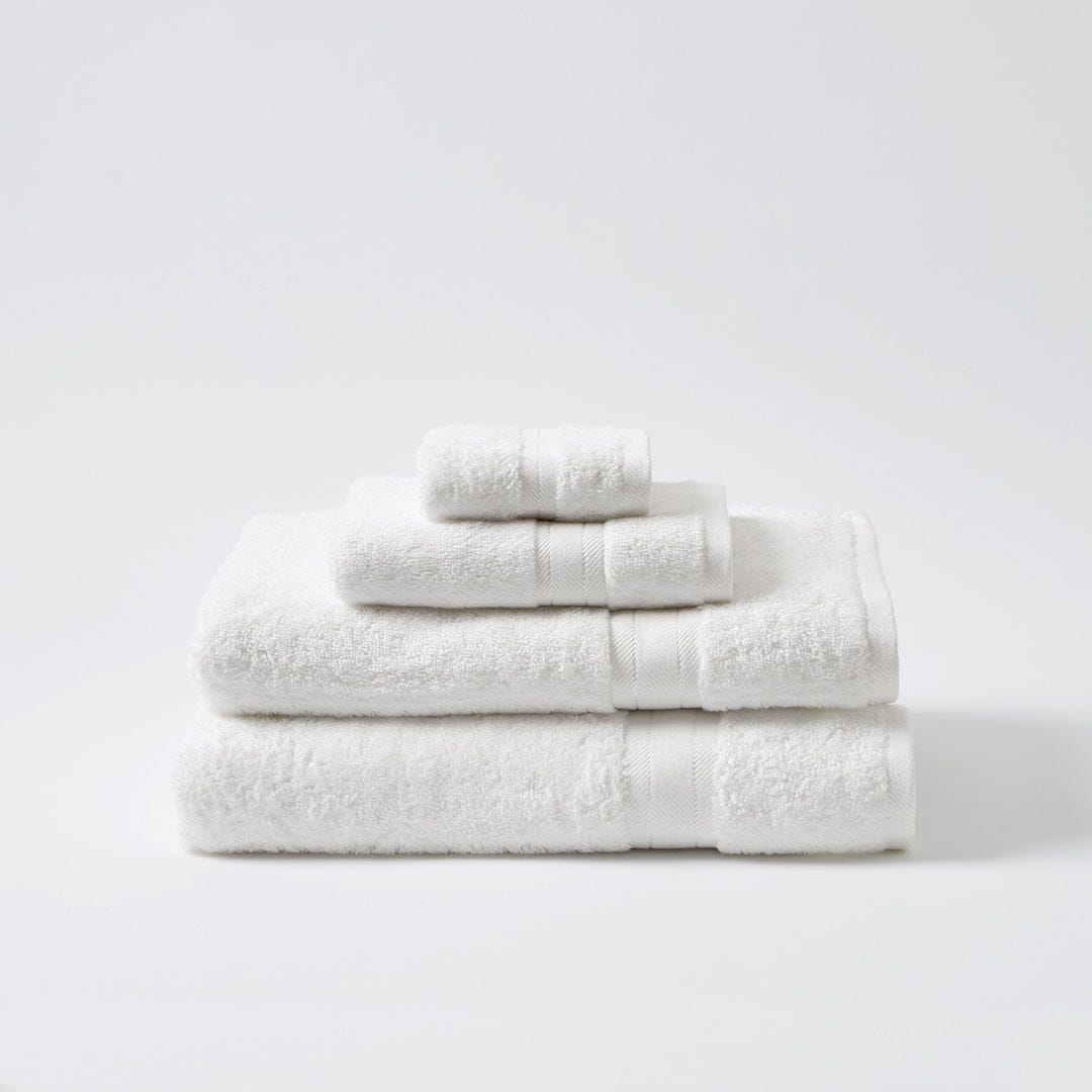 https://s3-ap-southeast-2.amazonaws.com/fusionfactory.commerceconnect.bbnt.production/pim_media/000/058/792/M_F-Bamboo-Towels-White-132617-R.jpg?1588557047