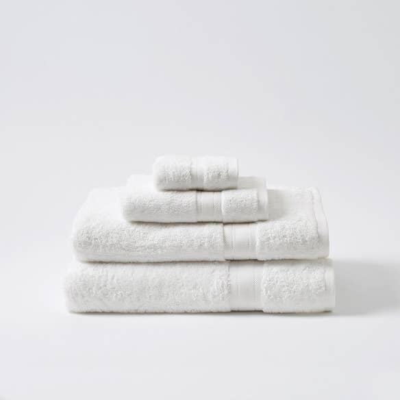 https://s3-ap-southeast-2.amazonaws.com/fusionfactory.commerceconnect.bbnt.production/pim_media/000/058/792/M_F-Bamboo-Towels-White-132617-R.jpg?1588557047