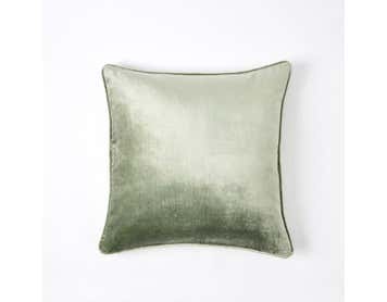 https://s3-ap-southeast-2.amazonaws.com/fusionfactory.commerceconnect.bbnt.production/pim_media/000/060/037/M_F-Margot-Velvet-Cushion-50x50cm-Sage.jpg?1591141936