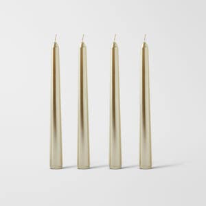 https://s3-ap-southeast-2.amazonaws.com/fusionfactory.commerceconnect.bbnt.production/pim_media/000/162/402/M_F_CG_Dinner-Candles-Textured-Metallic_S4_Champagne_23297702_SI.jpg?1712030551