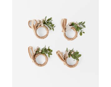 https://s3-ap-southeast-2.amazonaws.com/fusionfactory.commerceconnect.bbnt.production/pim_media/000/165/100/M_F_CG_Pine-Jute-Napkin-Rings-S4_23310901_SI.jpg?1719554018