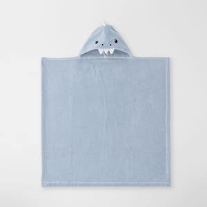 https://s3-ap-southeast-2.amazonaws.com/fusionfactory.commerceconnect.bbnt.production/pim_media/000/169/003/M_F_Daryl-Dino-Baby-Hooded-Towel_Light-Blue_25862601_SI.jpg?1725337366