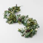 https://s3-ap-southeast-2.amazonaws.com/fusionfactory.commerceconnect.bbnt.production/pim_media/000/196/391/M_F_EN_1.8m-Mixed-Foliage-Garland-w-Bow-_-Berry_26274601_SI.jpg?1750391169