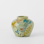 https://s3-ap-southeast-2.amazonaws.com/fusionfactory.commerceconnect.bbnt.production/pim_media/000/183/120/M_F_Evergreen-Floral-Ceramic-Vase-Sml_Green-Multi_26112801_SI.jpg?1734587956