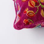 https://s3-ap-southeast-2.amazonaws.com/fusionfactory.commerceconnect.bbnt.production/pim_media/000/160/233/M_F_Fiorella-Cushion_Plum-Floral_23151101_Detail_SI.jpg?1707862742