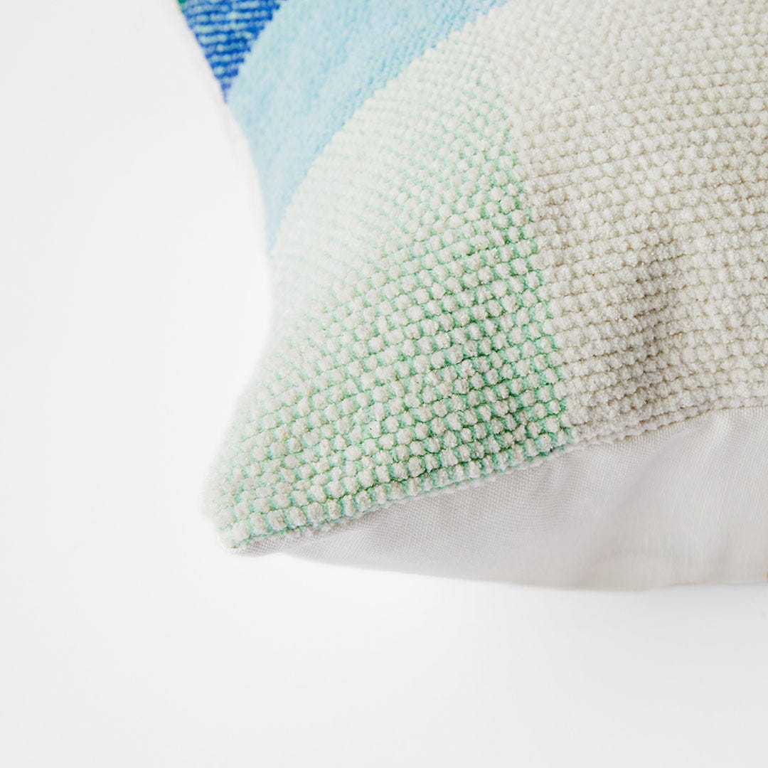 https://s3-ap-southeast-2.amazonaws.com/fusionfactory.commerceconnect.bbnt.production/pim_media/000/160/261/M_F_Juni-Check-Cushion_Green_23160402_Detail_SI.jpg?1707865140