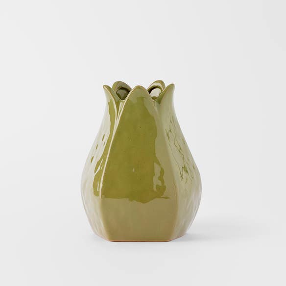https://s3-ap-southeast-2.amazonaws.com/fusionfactory.commerceconnect.bbnt.production/pim_media/000/191/252/M_F_Junie-Ceramic-Vase-Lrg_Green_26121201_SI.jpg?1742534388