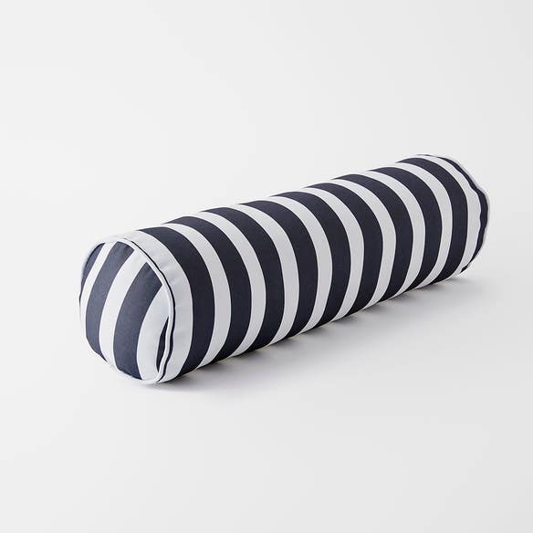 https://s3-ap-southeast-2.amazonaws.com/fusionfactory.commerceconnect.bbnt.production/pim_media/000/167/192/M_F_Panama-Stripe-Bolster-Cushion_Charcoal_25816202_SI.jpg?1722989886