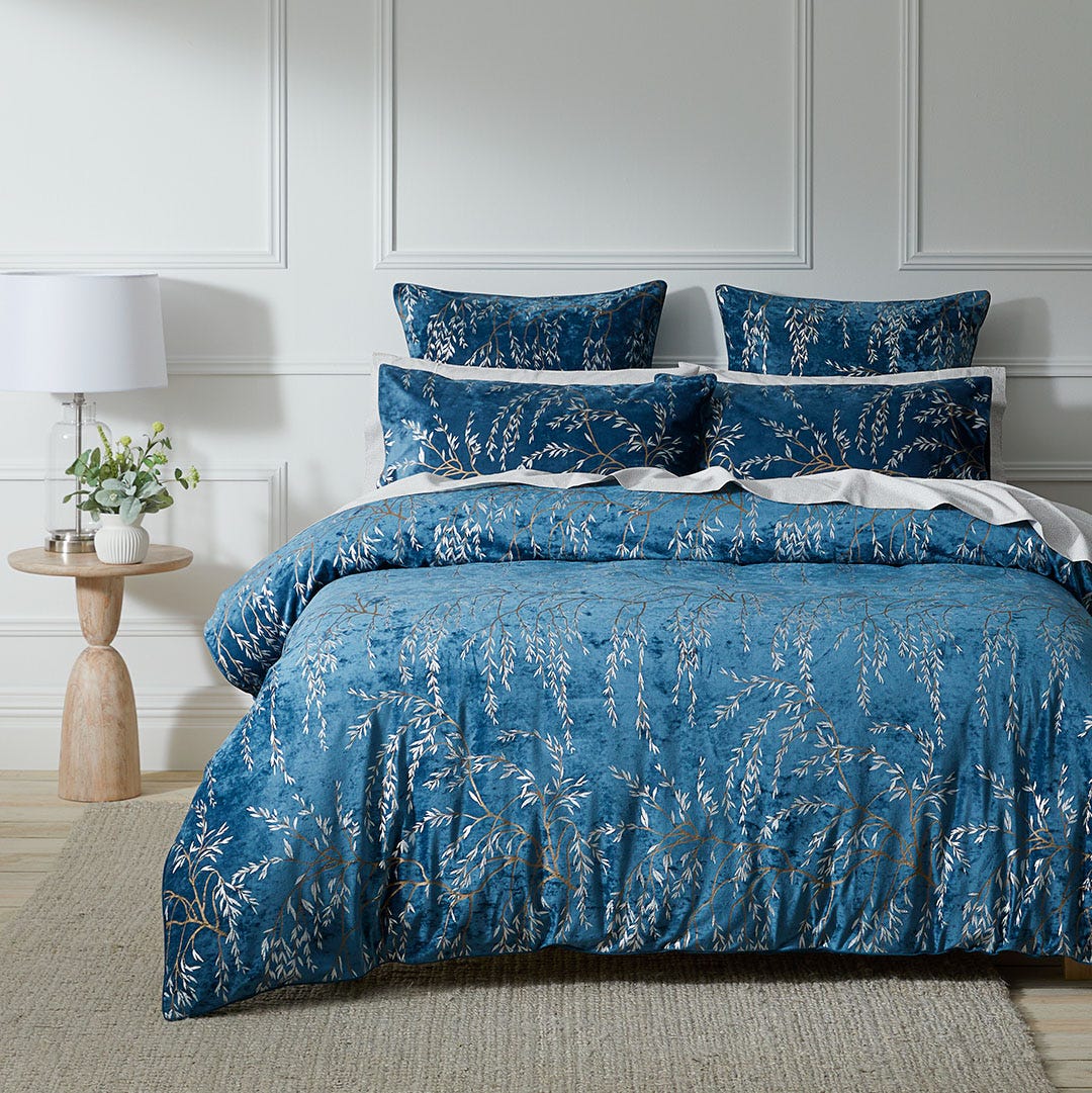 https://s3-ap-southeast-2.amazonaws.com/fusionfactory.commerceconnect.bbnt.production/pim_media/000/163/788/M_F_S24-25_Bedlinen_BOP_Gwendoline_QQC_V2_SI.jpg?1715643069