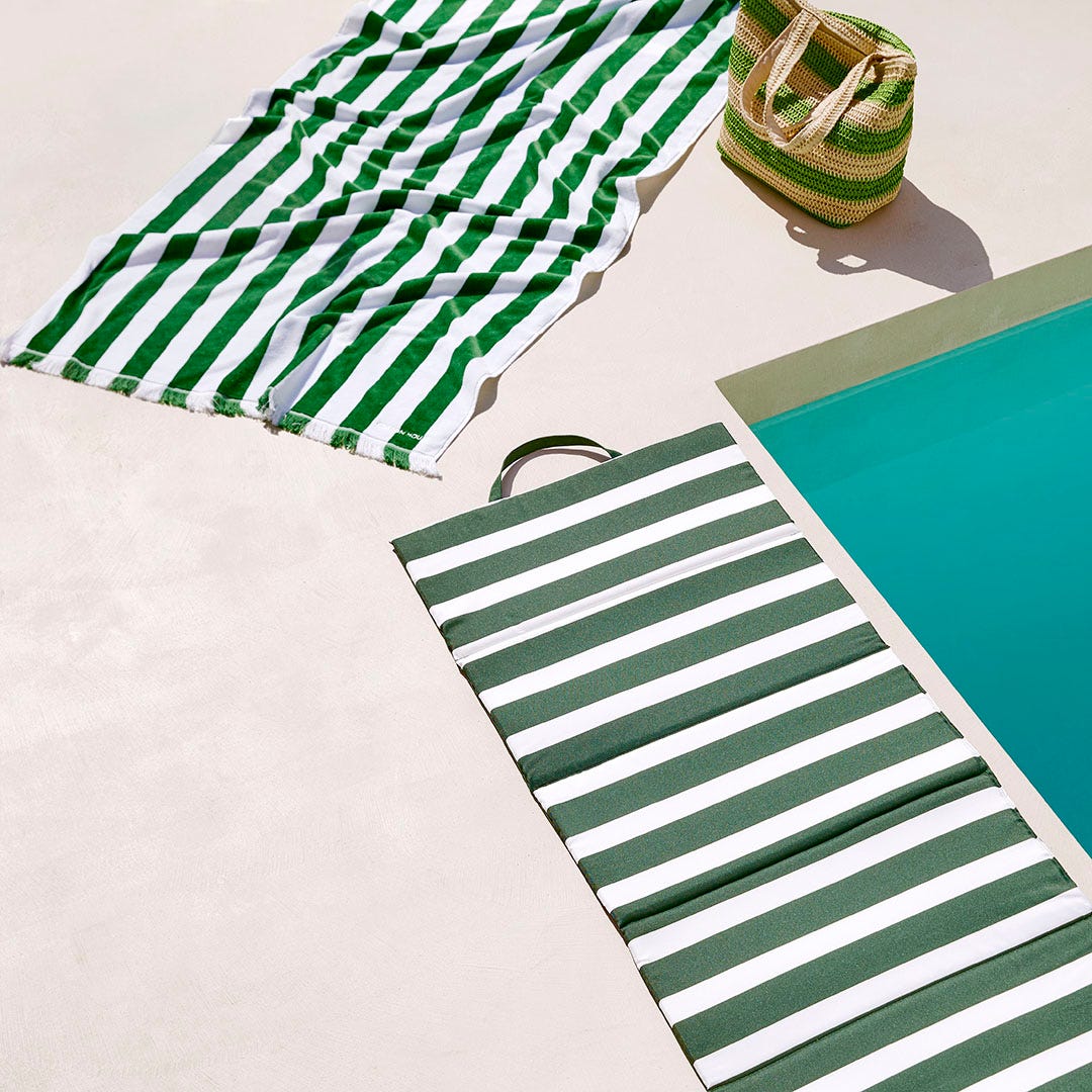 https://s3-ap-southeast-2.amazonaws.com/fusionfactory.commerceconnect.bbnt.production/pim_media/000/173/152/M_F_S24-25_Summer_LS_Sorrento_Outdoor_Beach_Towel_Pool_Mat_Tote_Panama_Del_Sol_Cilla_Green_Laguna_Striped_SI.jpg?1729136234