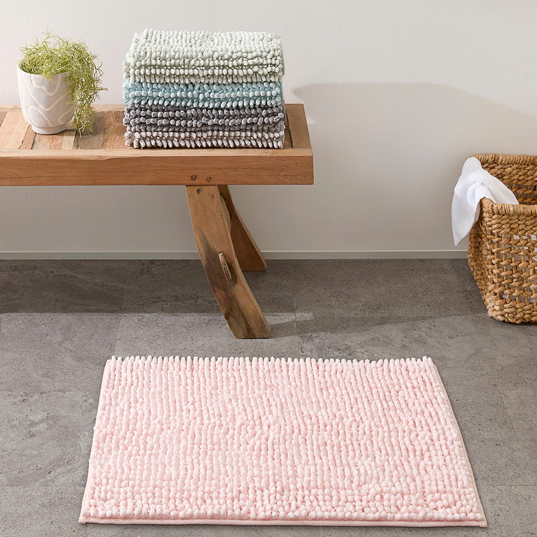https://s3-ap-southeast-2.amazonaws.com/fusionfactory.commerceconnect.bbnt.production/pim_media/000/174/135/M_F_S24-25_Summer_LS_Studio_Bathmats-Bobble_Melange_BM_Blush.jpg?1729812419