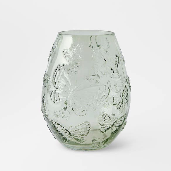 https://s3-ap-southeast-2.amazonaws.com/fusionfactory.commerceconnect.bbnt.production/pim_media/000/199/027/M_F_S25-26_Butterfly-Glass-Vase-Lrg_Green_26558701_SI.jpg?1754373701