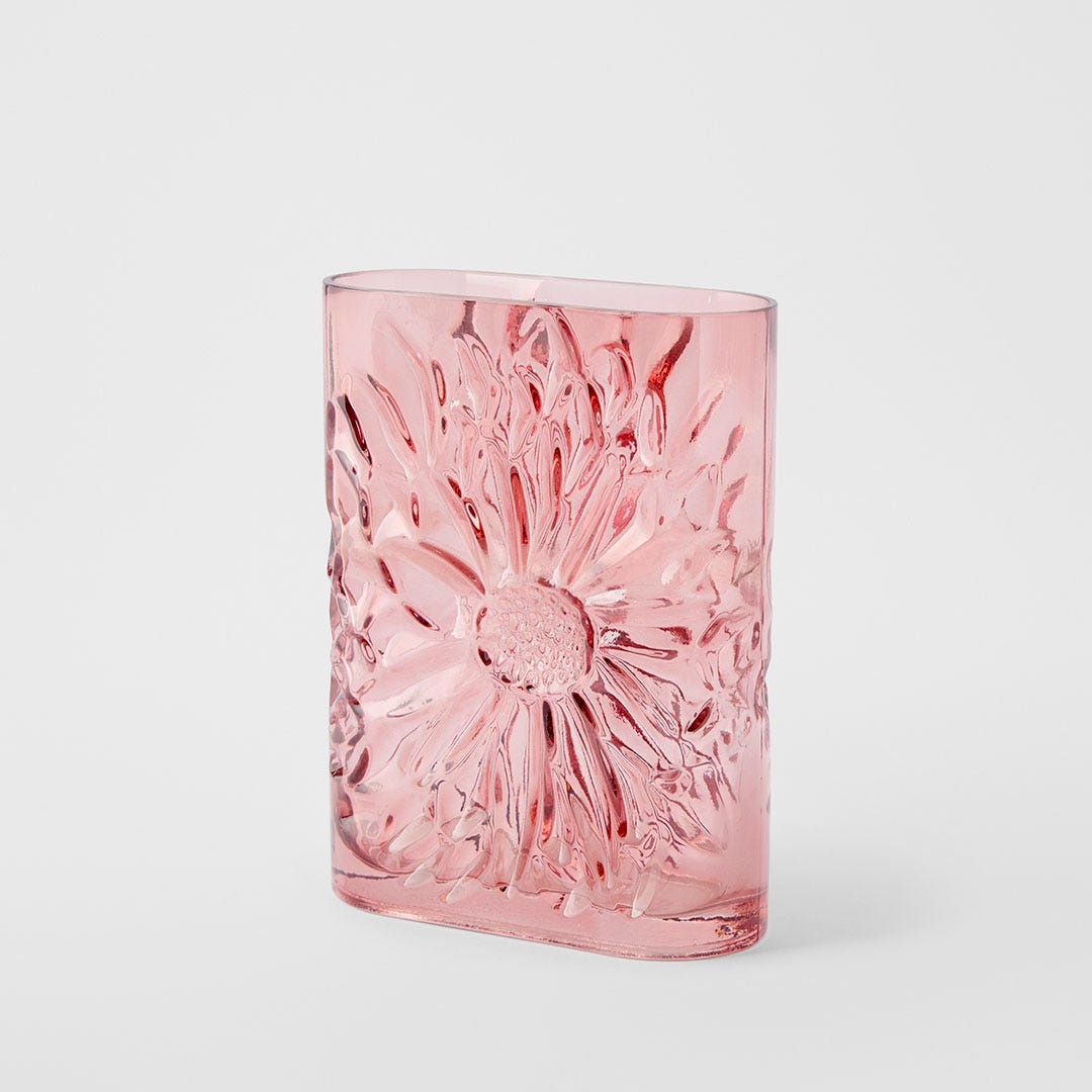 https://s3-ap-southeast-2.amazonaws.com/fusionfactory.commerceconnect.bbnt.production/pim_media/000/199/028/M_F_S25-26_Dalia_Glass_Vase_X_Lrg_Pink_26558502_SI.jpg?1754373837
