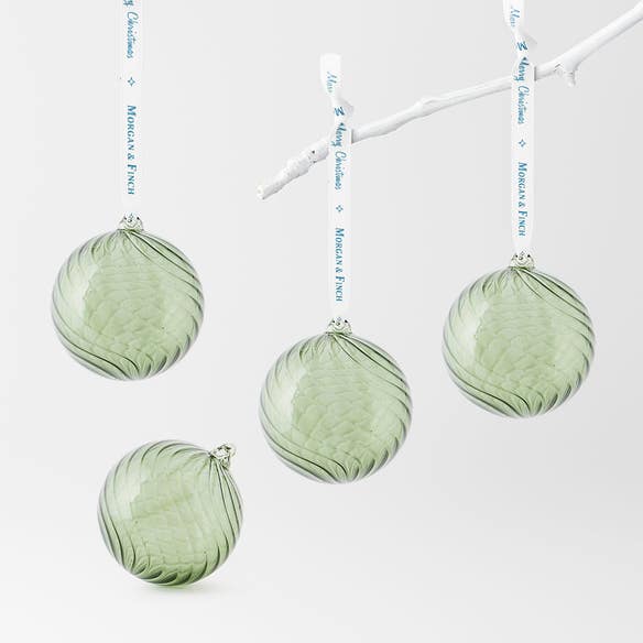 https://s3-ap-southeast-2.amazonaws.com/fusionfactory.commerceconnect.bbnt.production/pim_media/000/165/457/M_F_ST_S4_Coloured-Glass-Swirled-Ball_23244201_SI.jpg?1719964755