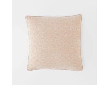https://s3-ap-southeast-2.amazonaws.com/fusionfactory.commerceconnect.bbnt.production/pim_media/000/168/449/M_F_Sienna-Cushion_Soft-Coral_25878701_SI.jpg?1724650518