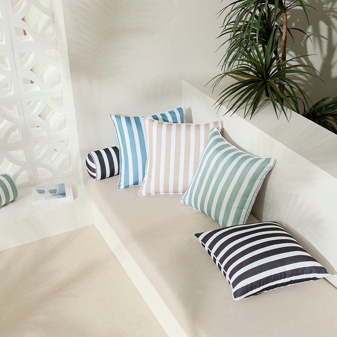 https://s3-ap-southeast-2.amazonaws.com/fusionfactory.commerceconnect.bbnt.production/pim_media/000/173/214/M_F_Summer_S24-25_LS_Studio_Outdoor_Cushions_Panama_Range_Detail-15_SI.jpg?1729141037