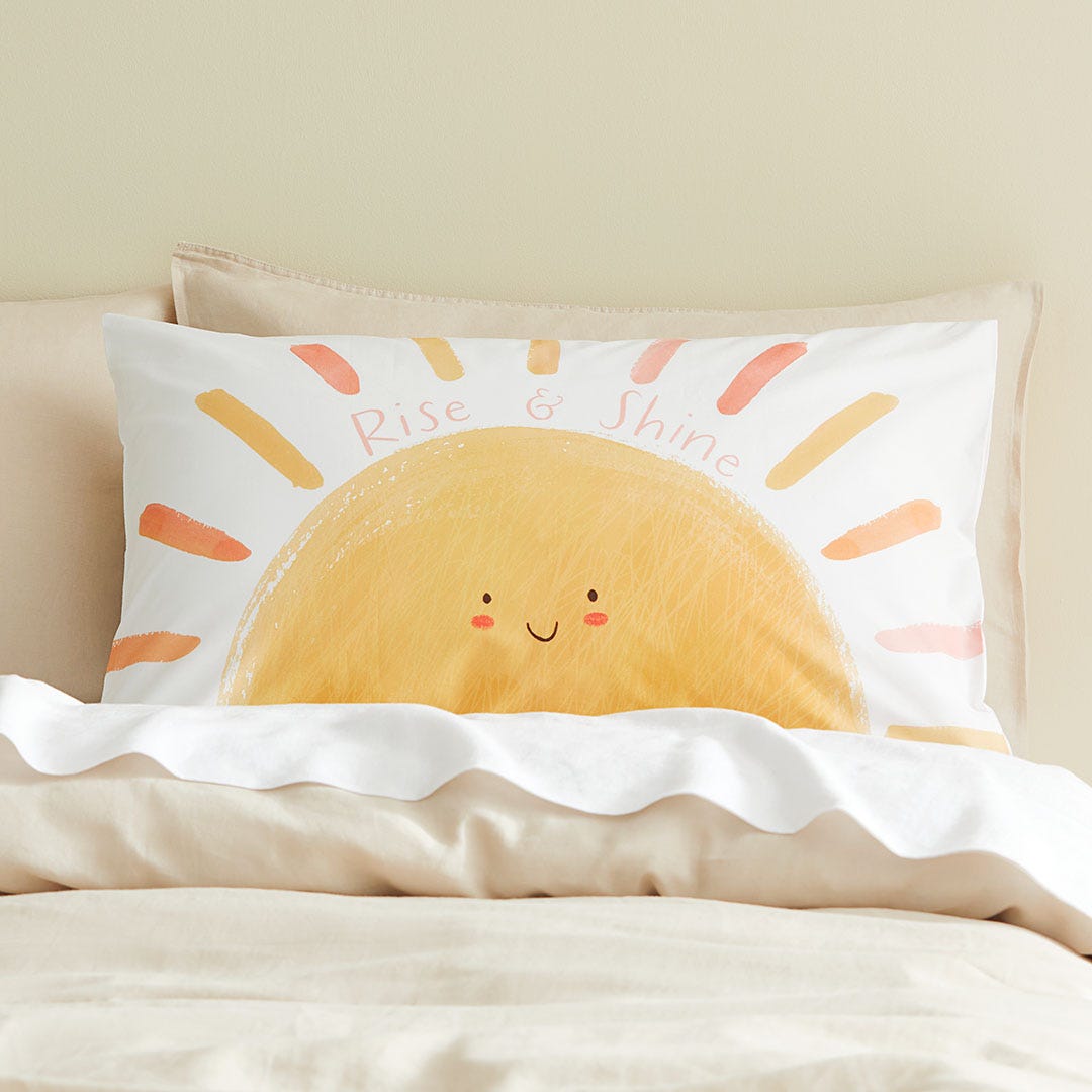 https://s3-ap-southeast-2.amazonaws.com/fusionfactory.commerceconnect.bbnt.production/pim_media/000/161/164/M_F_W24_Novelty_Pillow_Cases_BOP_Rise_and_Shine_SI.jpg?1709160767