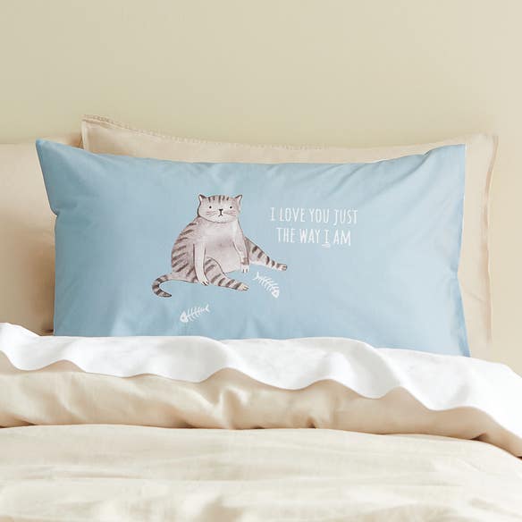 https://s3-ap-southeast-2.amazonaws.com/fusionfactory.commerceconnect.bbnt.production/pim_media/000/161/166/M_F_W24_Novelty_Pillow_Cases_BOP_The_Way_I_Am_SI.jpg?1709160833