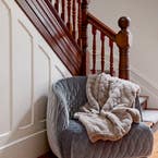https://s3-ap-southeast-2.amazonaws.com/fusionfactory.commerceconnect.bbnt.production/pim_media/000/191/961/M_F_W25_LS_Location_Decorator_Sable_Fur_Throw_Dove_SI.jpg?1743055093