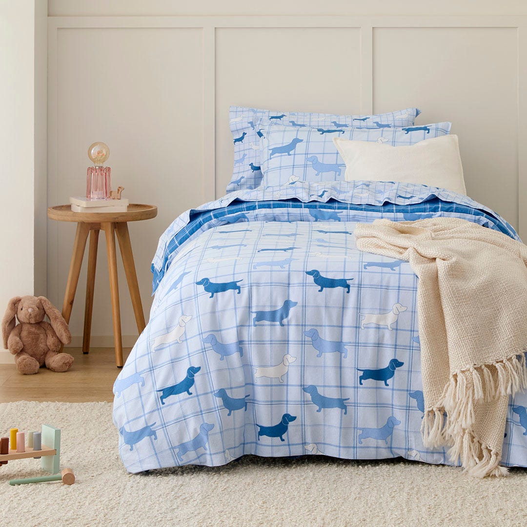 https://s3-ap-southeast-2.amazonaws.com/fusionfactory.commerceconnect.bbnt.production/pim_media/000/193/107/M_F_W25_Single_Beds-Charlie-Blue-Flannelette_SS_QC_SI.jpg?1743987408