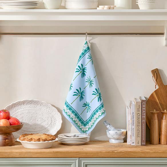 https://s3-ap-southeast-2.amazonaws.com/fusionfactory.commerceconnect.bbnt.production/pim_media/000/201/476/_LS_Web_Tea_Towels-Palms_TT_SI.jpg?1758264888
