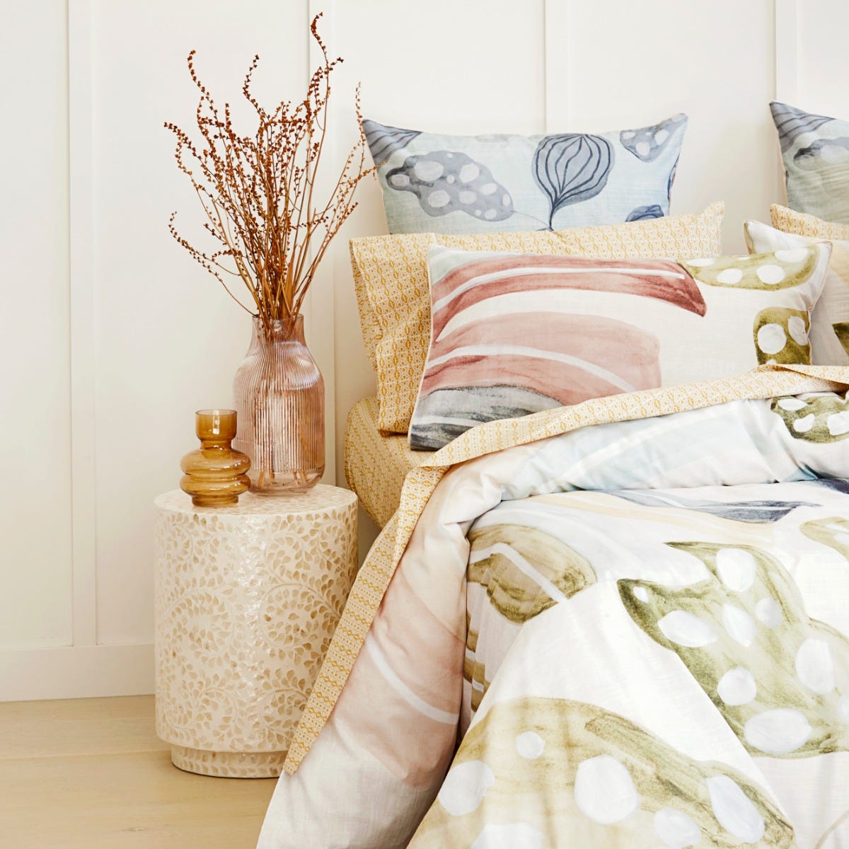 STOOL_Alice Inlay Stool / Ivory